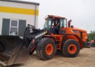 Radlader Doosan DL 300-5 DL 350-5 