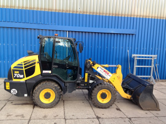 Radlader 1 cbm Komatsu Peine
