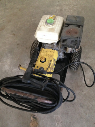 Hochdruckreiniger 150 bar Benzinmotor Kärcher HD 901B