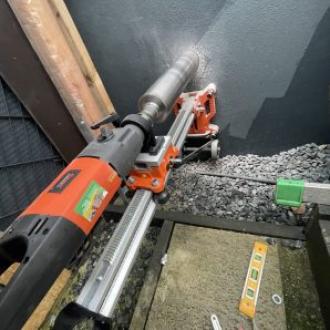 Kernbohrgerät  mit Bohrständer DK-350– bis Ø 350 mm