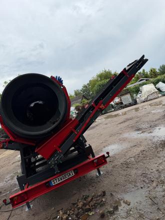Trommelsiebanlage easyScreen 7000 F3 – mobil sieben im GaLaBau