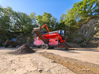 Trommelsiebanlage easyScreen 7000 F3 – mobil sieben im GaLaBau