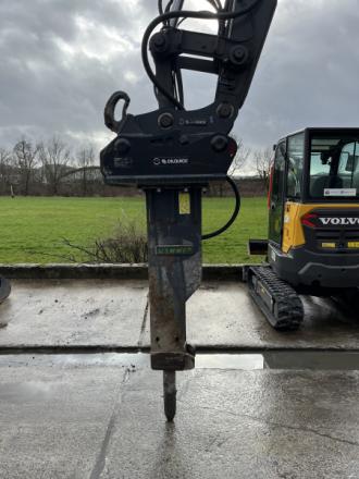 Volvo ECR145EL Kettenbagger 17 to. Oilquick OQ 70/55 und Verstellausleger