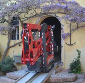 Arbeitsbühne auf Gummikette Lightlift 15.70: 15.40 m Arbeitshöhe | 6,60 m Reichweite | Elektro/Benzin