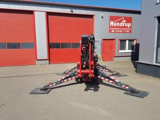 Platforma robocza na gumowym podwoziu gąsienicowym Lightlift 20.10, wysokość robocza 20,15 m