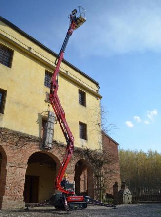 Arbeitsbühne auf Gummikette Lightlift 15.70: 15.40 m Arbeitshöhe | 6,60 m Reichweite | Elektro/Benzin