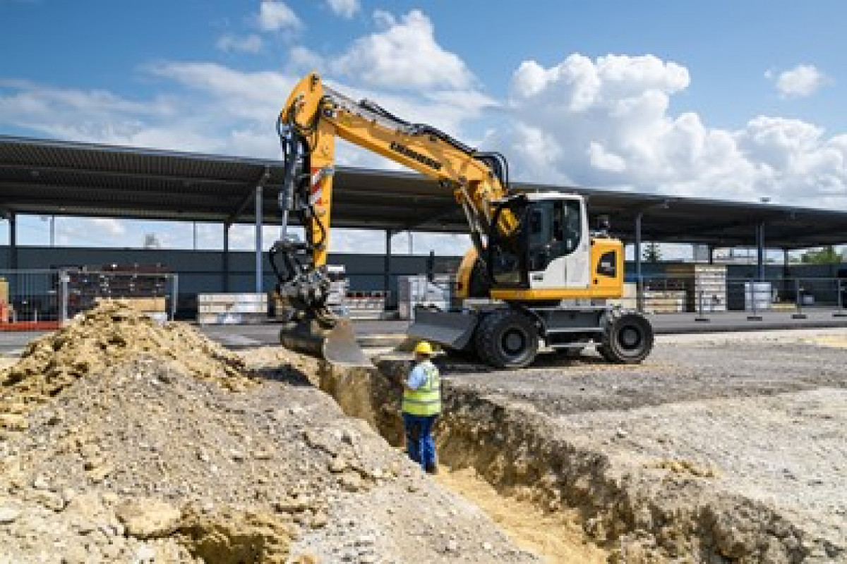 Mobilbagger Liebherr A 918 Compact