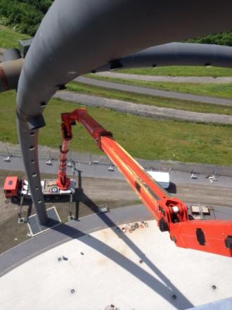 Montowana na ciężarówce platforma robocza T 580 z napędem na wszystkie koła, 26 t, 58 m wysokości roboczej
