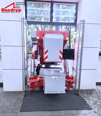 Gummikettenbühne Leo30T+: 30 m Arbeitshöhe | 16 m Reichweite | Elektro/Diesel