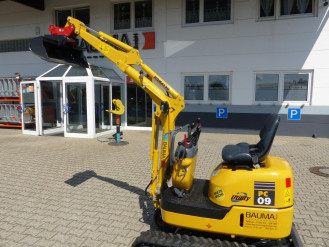 Komatsu Kettenbagger PC09-1 bis 1 to günstig mieten, auch in Langzeitmiete