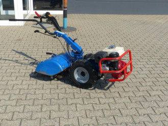 Gartenfräse/Bodenfräse günstig mieten, auch in Kombination mit Hacke möglich 