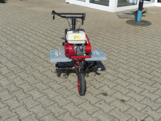 Camon C2000 Gartenhacke günstig mieten, auch in Kombination mit einer Gartenfräse