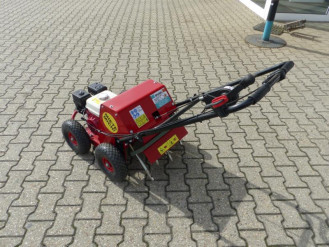 Wynajem aeratora trawnika / drenażu trawnika w korzystnej cenie