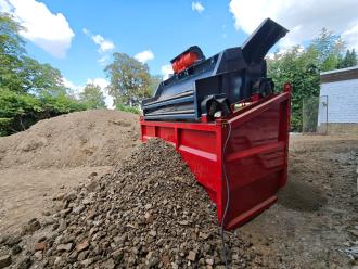 SBS 1520 F2 zur Miete – Siebanlage für Erde, Schutt, Holz & Recycling