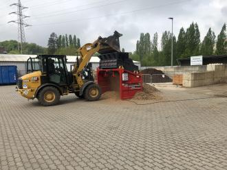 SBS 1520 F2 zur Miete – Siebanlage für Erde, Schutt, Holz & Recycling
