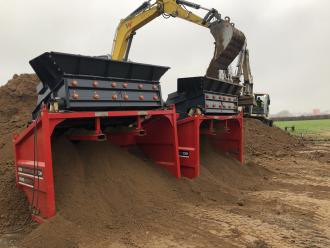 SBS 1520 F2 zur Miete – Siebanlage für Erde, Schutt, Holz & Recycling