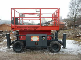 Scherenarbeitsbühne Skyjack 6832RT Diesel 