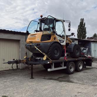 Tieflader Maschinentransport Anhänger Ges.-Gew. 7,49t