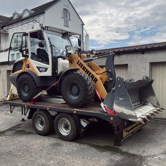 Tieflader Maschinentransport Anhänger Ges.-Gew. 7,49t 