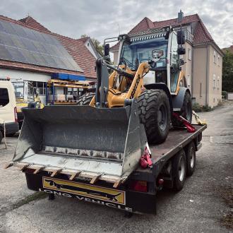 Tieflader Maschinentransport Anhänger Ges.-Gew. 7,49t