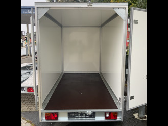 PKW Kofferanhänger 2000 kg