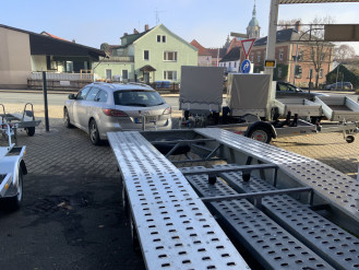 Autotransport Anhänger 2700 kg