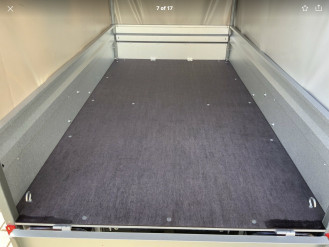 PKW Anhänger mit Plane 750 kg