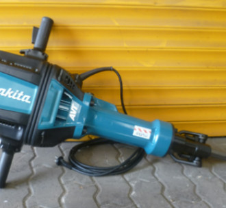 Stemmhammer 32 kg Makita HM 1812, 2,0 KW/230 V Oranienburg