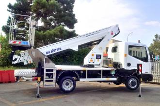 LKW Arbeitsbühne Oil&Steel Scorpion 2013 Mannheim