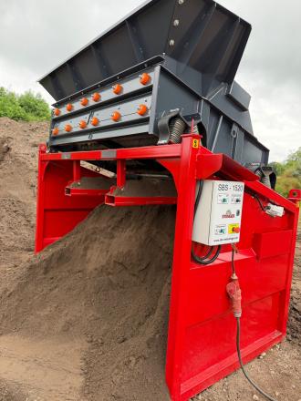 SBS 1520 F2 Siebanlage – Perfekt für das Sieben von Mutterboden