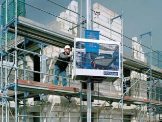 Materialaufzug Böcker Super-Lift S 225 Bauaufzug Kompakter Materialaufzug mit schwenkbarem Korb 