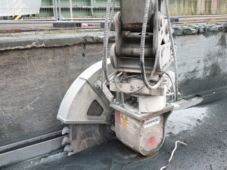Frezarka uniwersalna KEMROC ES 110 HD
