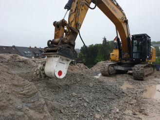Frezarka uniwersalna KEMROC ES 110 HD