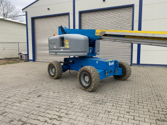 Teleskopbühne Genie S-45