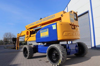 Hybrid-Gelenkbühne HR 28 4x4 (Allrad)