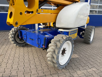 Hybrid-Gelenkbühne HR 21 4x4 (Allrad)