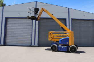 Gelenkbühne Hybrid HR 15 N 2x4