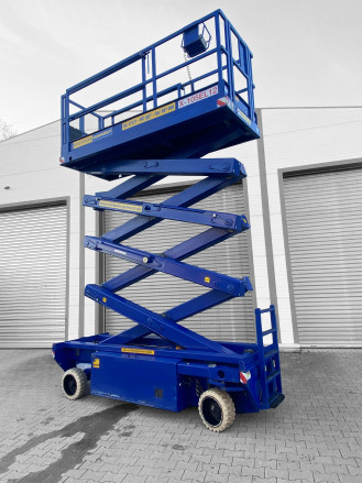 Elektro-Scherenbühne X-105 El 12 