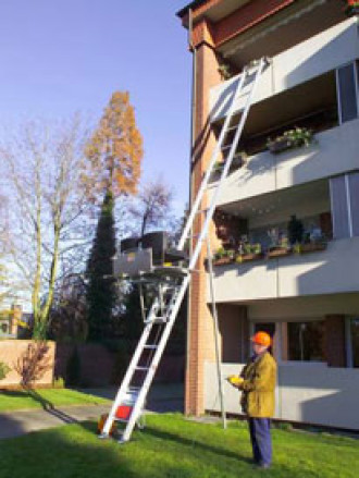 Möbellift / Schräglift / Dachdeckerlift, bis: 400 Kg / 30,5m I immer inkl. 1 Bediener durch uns gestellt