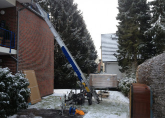 Möbellift / Schräglift / Dachdeckerlift, bis: 400 Kg / 30,5m I immer inkl. 1 Bediener durch uns gestellt 