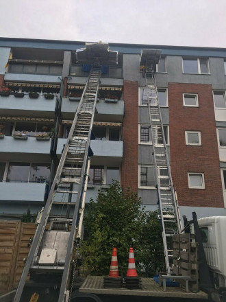 Möbellift / Schräglift / Dachdeckerlift, bis: 400 Kg / 30,5m I immer inkl. 1 Bediener durch uns gestellt