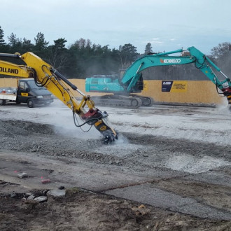 MB Crusher MB-R900