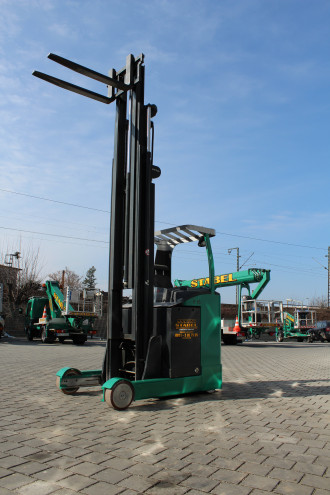 Schubmaststapler Still 1,4t-8,0m