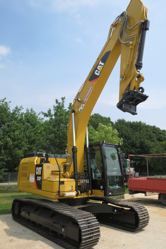 Koparka gąsienicowa CAT 323 F 