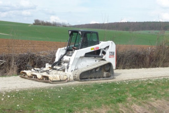 Zagęszczarka wibracyjna z nośnikiem