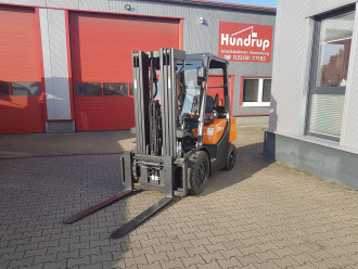 Treibgas-Gabelstapler HGS 3047, 4,70m Hubhöhe, 3t Tragkraft 