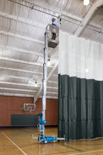 Personenlift AWP-30S: 11 m Arbeitshöhe | 160 kg Tragkraft | Elektro