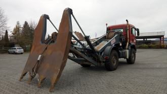 Seilwindentruck LKW mit Seilwinde