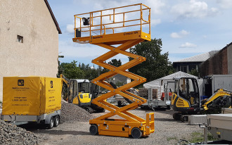 Scherenarbeitsbühne Pirmasens mieten Haulotte Compact 10N