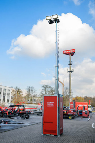 Lichtmast mit Stromerzeuger Leverkusen